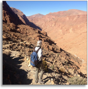 5 day desert trip with hiking, trekking in the Dades Nomad caves 